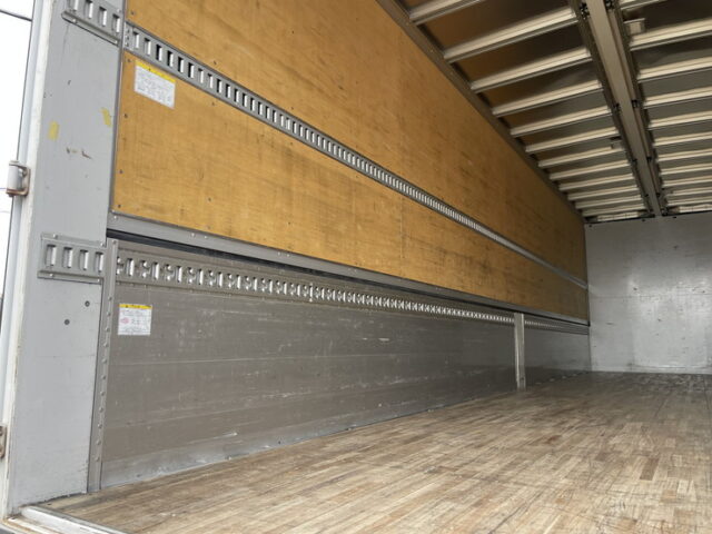 いすゞ：ギガ：ハイルーフ：ウィング：メッキ多数：アルミホイール：スムーサー