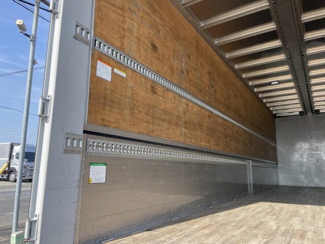 17スーパーグレート：ハイルーフ：ウィング：メッキ多数：アルミホイール