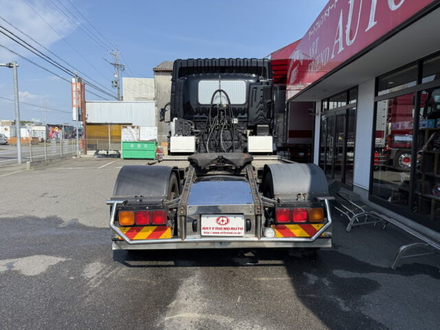 いすゞ：ギガ：ハイルーフ：トレーラーヘッド：アルミホイール：スムーサー