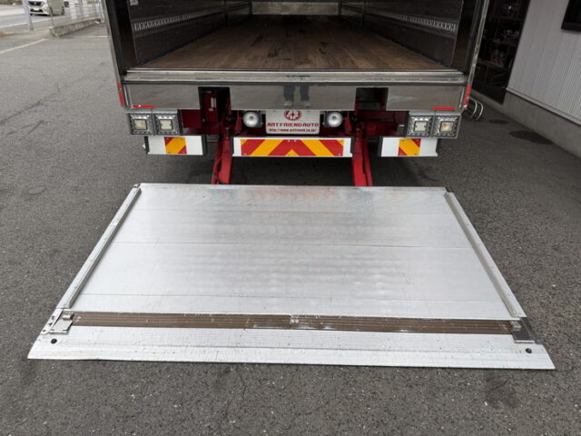 日野：プロフィア：ハイルーフ：ウィング：跳上ゲート：ステンレス多数