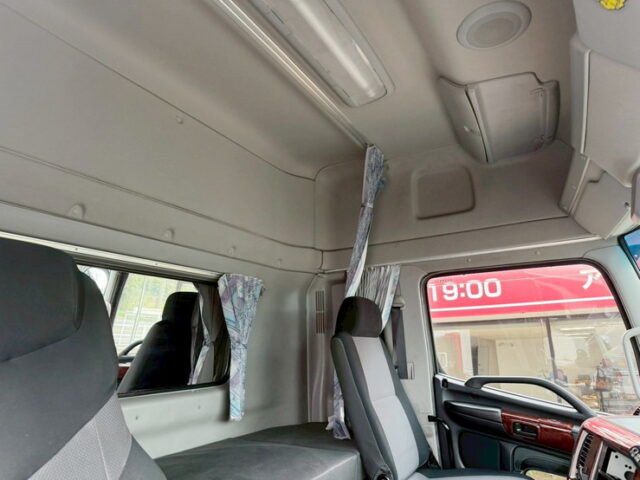 日野：プロフィア：ハイルーフ：トレーラーヘッド：総輪エアサス：架装多数