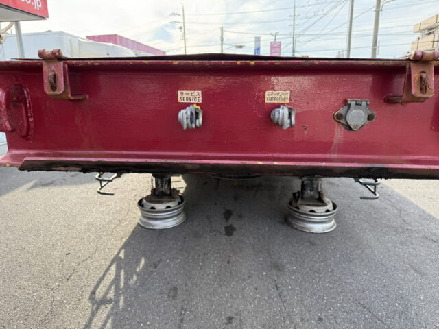 東急：重機運搬用トレーラー：幅2800㎜　荷台長4700㎜：歩みハンガー：8輪