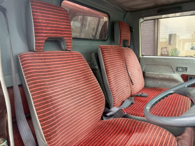 キャンター　標準幅　10尺長　ダンプ　デコトラベース　5トン未満　土砂禁