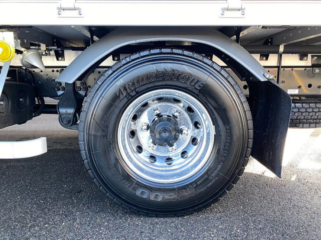 【586】R1　ファイター　ウィング　エアサス　6200ワイド　未使用車