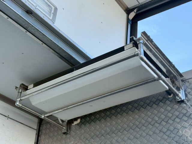 日野：17レンジャー：冷凍ウィング：造りボディ：6700ボデー：セミワイド：TDS40DX