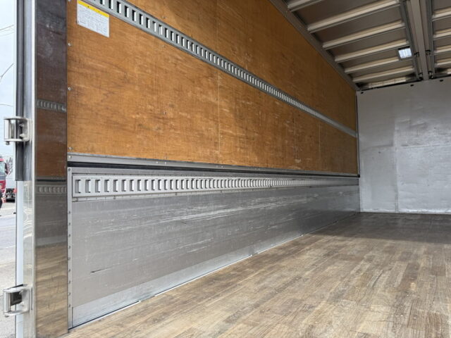 日野：17レンジャー：ハイルーフ：ウィング：6200ワイド：リア門口ステンレス