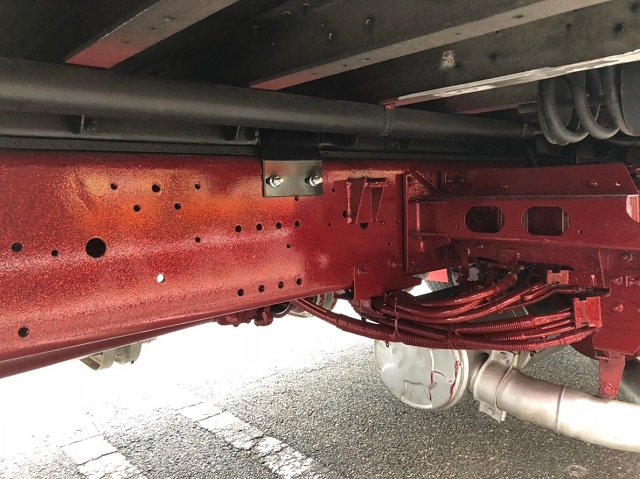 【288】UDトラックスクオン　中低床　アルミウイング　ハイルーフ　カスタム多数