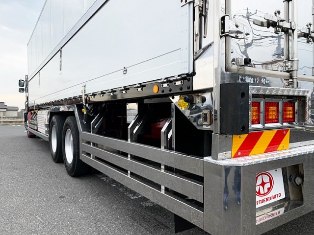 ★【551】いすゞ　ギガ　冷凍ウィング　サブエンジン　ジョロダー4列　キーストン