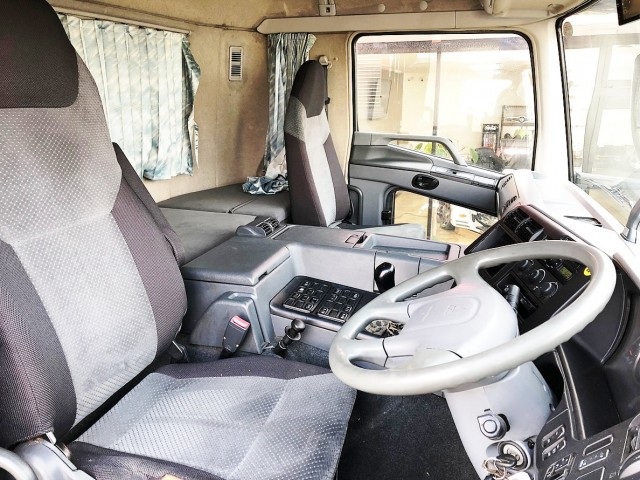 【311】ふそう　スーパーグレート　低床　アルミウイング