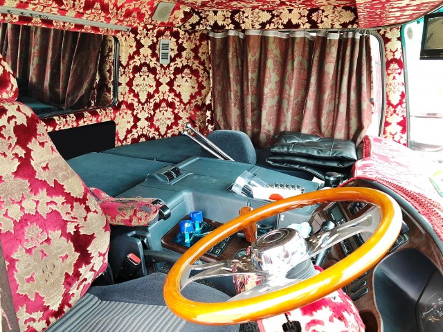 【0190】ふそう　スーパーグレート　冷凍ウィング　H12年式　マニ割り