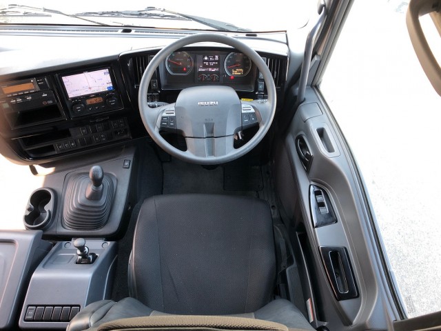 【481】いすゞ　ギガ　ウィング　ハイルーフ　7速マニュアル