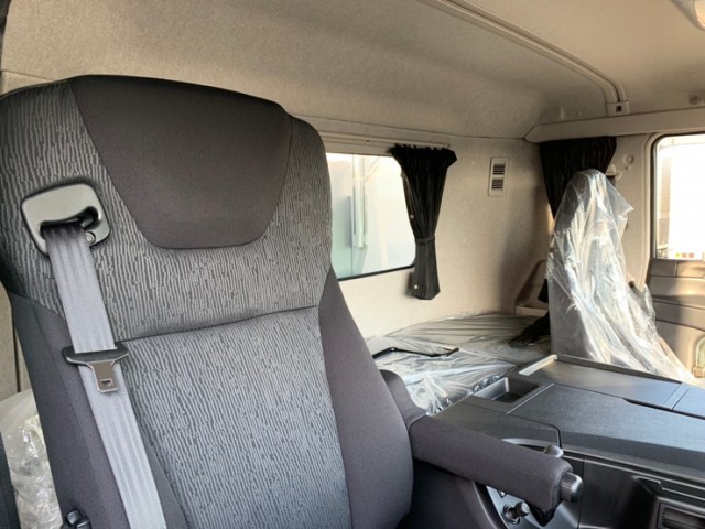 【528】ふそう　スーパーグレート　平ボデーアルミB　4軸低床　登録済未使用車