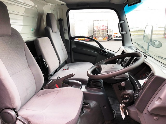 【197】いすゞ　エルフ　冷凍バン　格納ゲート　ワイドロング