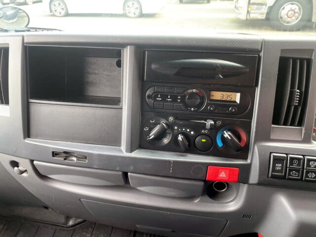 H29 エルフ　Wキャブ　平ボデー　垂直ゲート