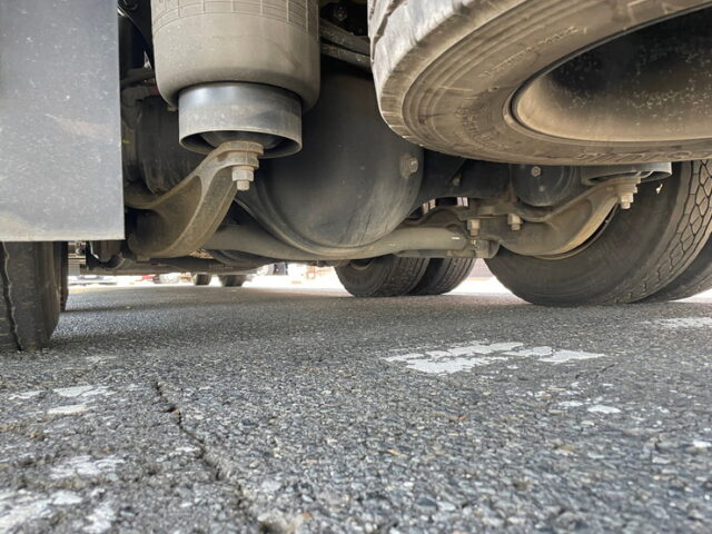 【1578】Ｈ30 クオン ハイルーフ アルミウィング 格納ゲート　メッキ多数　アルミホイール