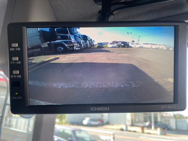 H29 いすゞ　フォワード　ワイド　アルミ平ボディ