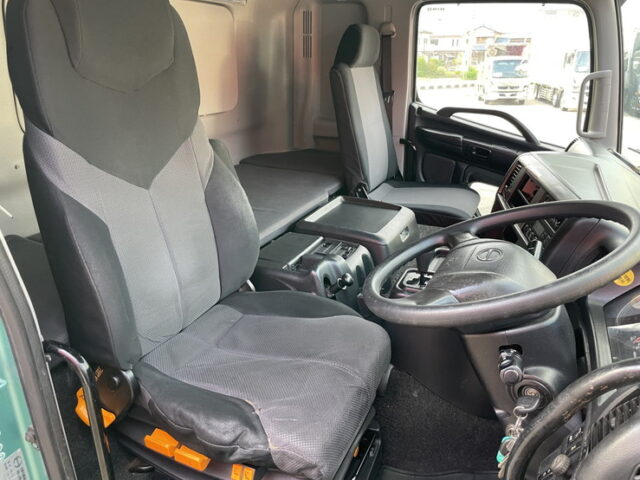 日野　プロフィア　1Mアオリ　ウィング　エアサス　ボディ取り可能