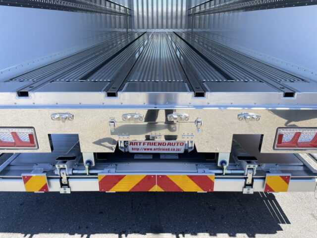 17スーパーグレート　ハイルーフ　冷凍ウィング　未登録未使用　造りボディ　格納ゲート付