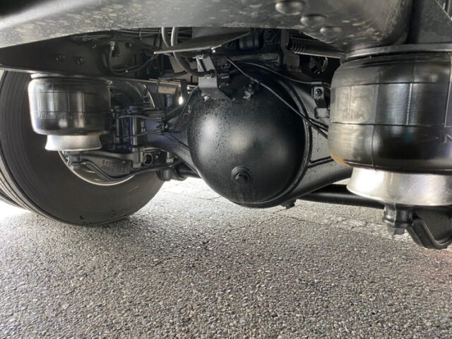 【825】R3　17レンジャー　6200ワイド　冷凍バン　エアサス　ゲート付　低温設定