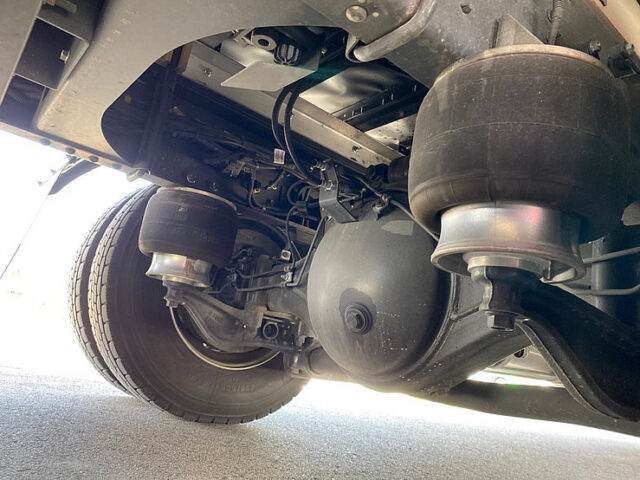 【837】R2　17レンジャー　ウィング　格納ゲート　エアサス