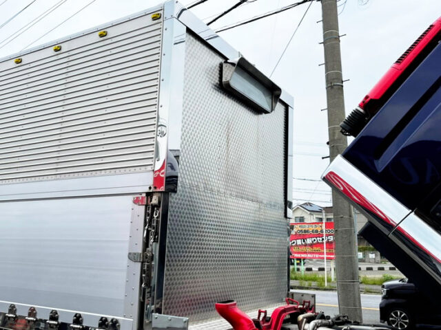 【909】H27　フォワード　増トン　冷凍ウィング　造りボディ