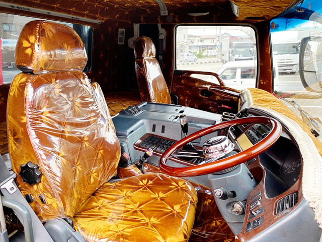 【639】ふそう　スーパーグレート　ヘッド　V8　480馬力　ツインターボ