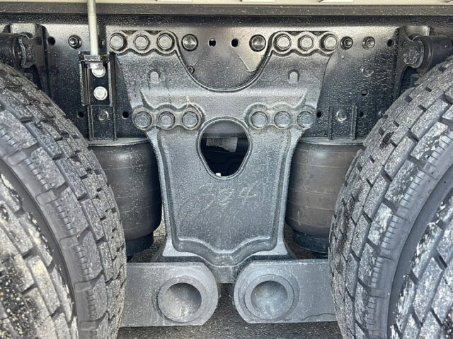 【1008】R2　17プロフィア　ハイルーフ　ウィング　門口ステンレス　7速　E13Cエンジン