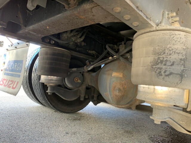 【1096】H29 ハイルーフ ギガ 7速 ウィング 4軸低床 木床 委託販売