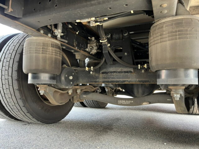 【1113】H29　クオン　ハイルーフ　ウィング　リア門口ステンレス　総輪エアサス