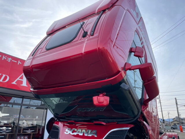 スカニア　R450　トレーラーヘッド　スライドカプラー　アルミホイール　ブタ鼻