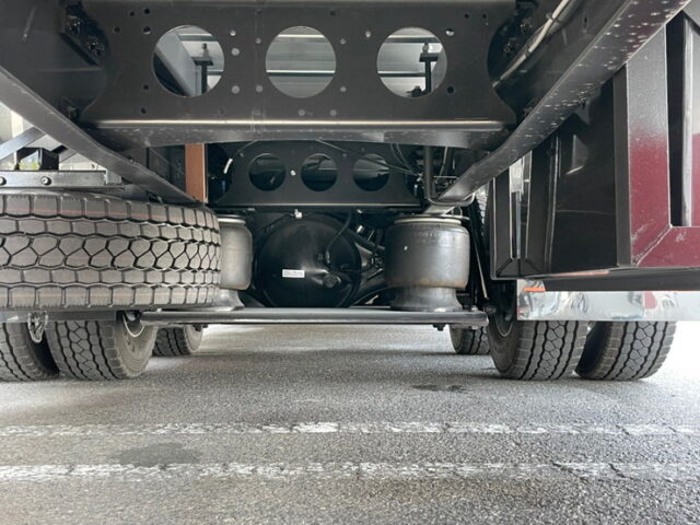 【1173】R3　17スーパーグレート　プレミアムライン　ハイルーフ　平ボデーアルミB　エアサス　未使用車