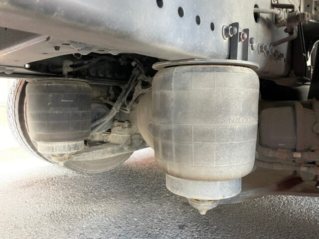 【1199】R3　17プロフィア　ハイルーフ　ウィング　ステンレス多数　6万1千km　エアローラー