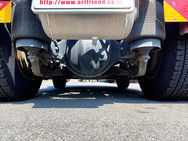 【681】H29　クオン　トレーラーヘッド　第５輪11.500㎏