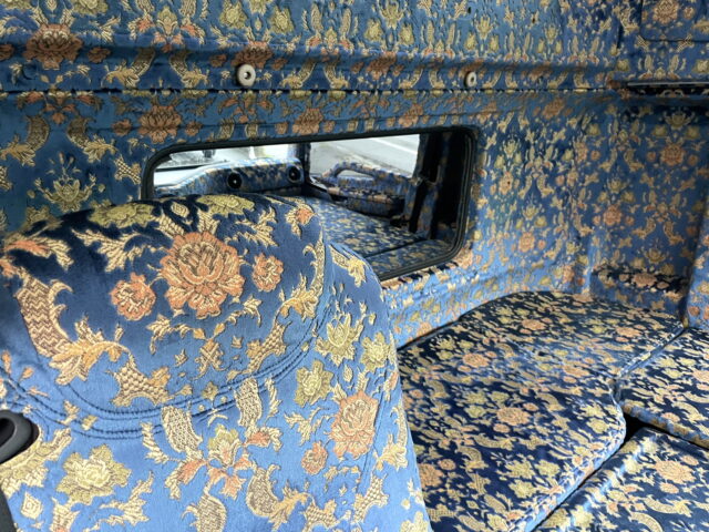 日野　17プロフィア　ハイルーフ　ウィング　造りボデー　1M10アオリ　内装生地張り