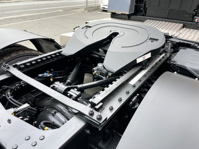 17スーパーグレート　トレーラーヘッド　スライドカプラー　未使用　E尺　460馬力　プレミアムライン