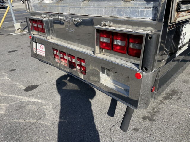 三菱ふそう　ファイター　冷凍バン　コルゲート　ジョロダー4列キーストン　エアサス