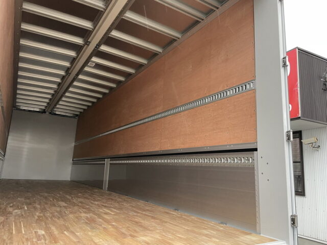 【現行型】スーパーグレート：スーパーハイルーフ：未使用：プレミアムライン