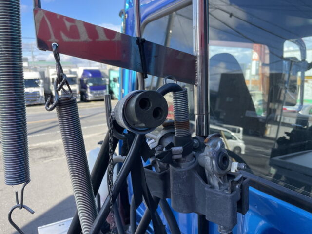 17スーパーグレート　ハイルーフ　トレーラーヘッド　第5輪荷重11.500㎏　アルミホイール