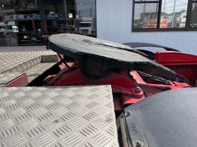 日野　プロフィア　ハイルーフ　トレーラーヘッド　煙突マフラー(ダミー)　ブタ鼻