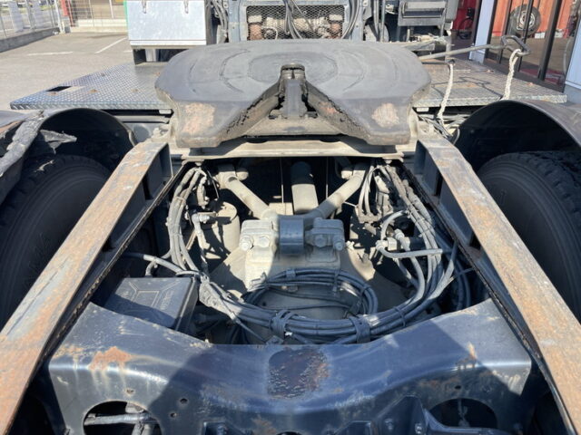 日野：テラヴィ：ハイルーフ：トレーラーヘッド：V8：ツインターボ：エアサス