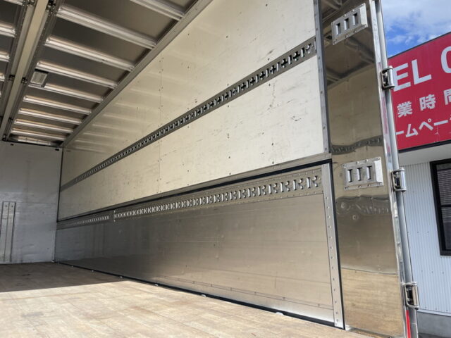 いすゞ：フォワード：増トン：ウィング：7200ボデー：ワイド：6発ターボ