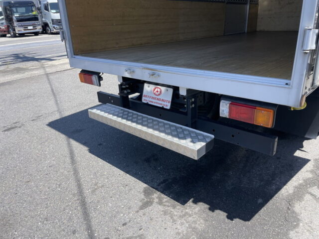 日野：デュトロ：アルミバン：ワイドロング：木床：横扉：150馬力：AT車