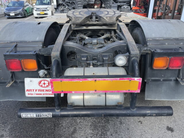 日野：プロフィア：ハイルーフ：トレーラーヘッド：メッキ多数：アルミホイール