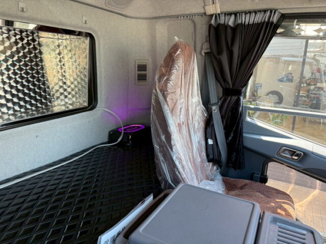 ベストワンファイター：6200セミワイド：造りボデー：ウイング：カスタム：超低走行：270馬力