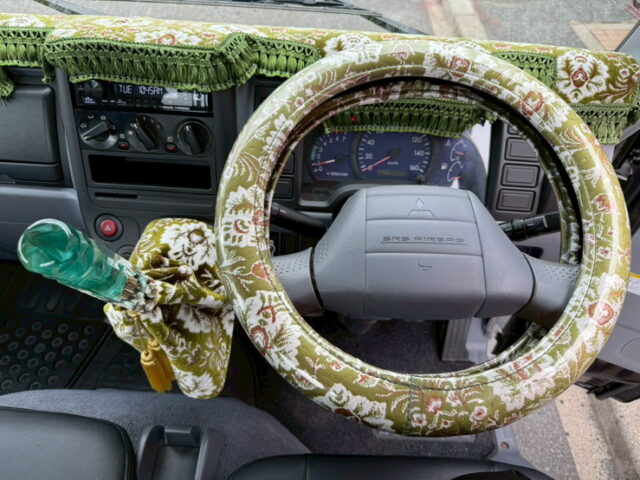 キャンター：平ボデー：前出しバンパー：ステンレスサイドバンパー：マニュアル