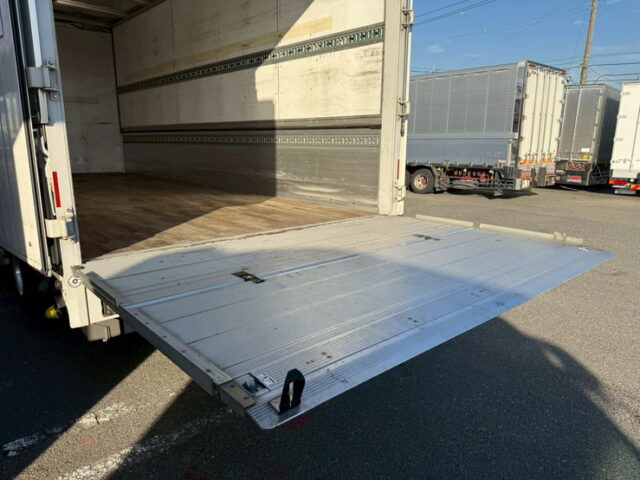 日野：17レンジャー：ハイルーフ：ウィング：6200ワイド：格納ゲート：エアサス