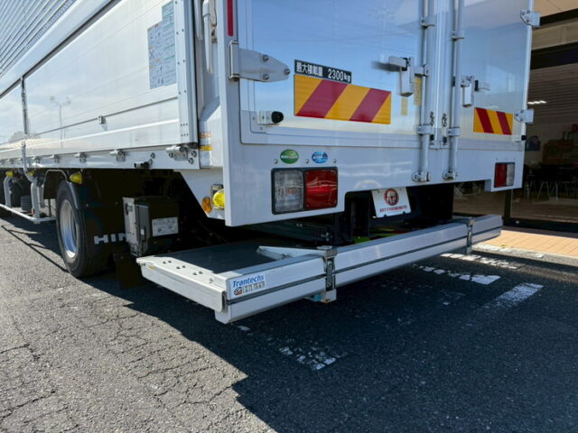 日野：17レンジャー：ウィング：6200ワイド：エアサス：格納ゲート