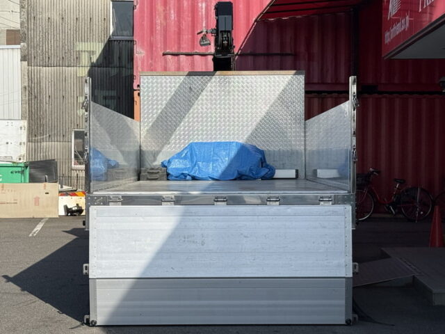 ファイター:増トン:クレーン:セミワイド:5Mボデー:架装多数:270馬力