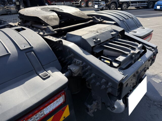 【委託販売】VOLVO:トレーラーヘッド:シングル:アルミホイール:架装多数