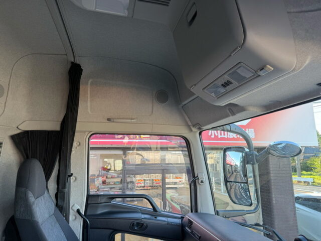 17スーパーグレート：ハイルーフ：ウィング：ステンレス多数：リア門口ステンレス